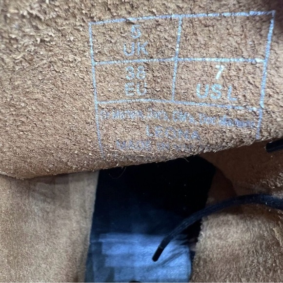 Dr. Martens Leona 7-Hook Boot - US Women's 7 - Picture 8 of 8